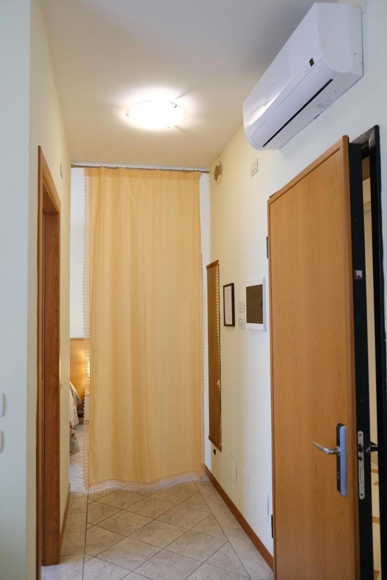 الشقق الفندقية بولونيافي  Residenza Carracci المظهر الخارجي الصورة