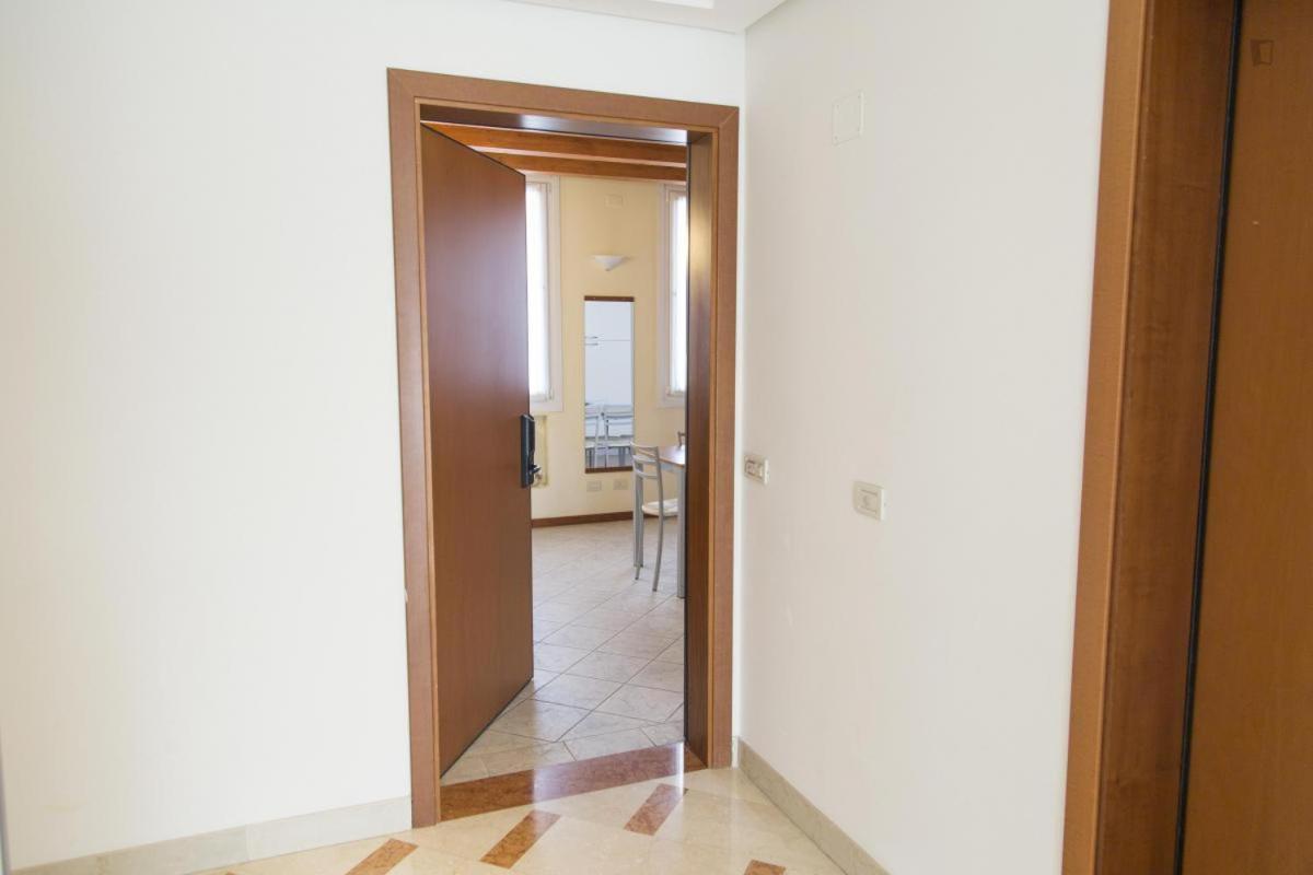 الشقق الفندقية بولونيافي  Residenza Carracci المظهر الخارجي الصورة